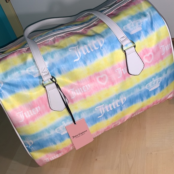 JUICY COUTURE TIE DYE LOGO The Light Weekender / Duffle - Picture 2 of 10